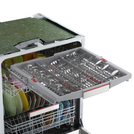 Встраиваемая посудомоечная машина Bosch SMV8YCX02E