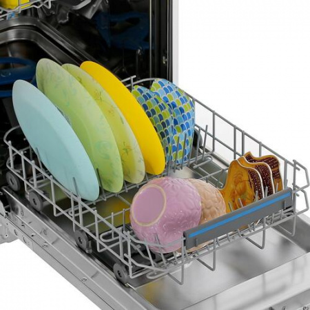 Встраиваемая посудомоечная машина Electrolux EEM63301L