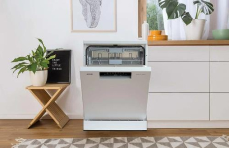 Посудомоечная машина Gorenje GS643C90W белый