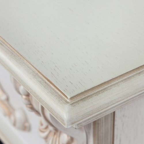 Электрокамин RealFlame Anita WT дуб белый с золотой патиной с очагом Majestic Lux Brass