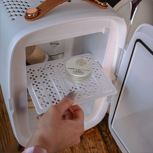 Холодильник для косметики и напитков Meyvel MB-06C2W белый