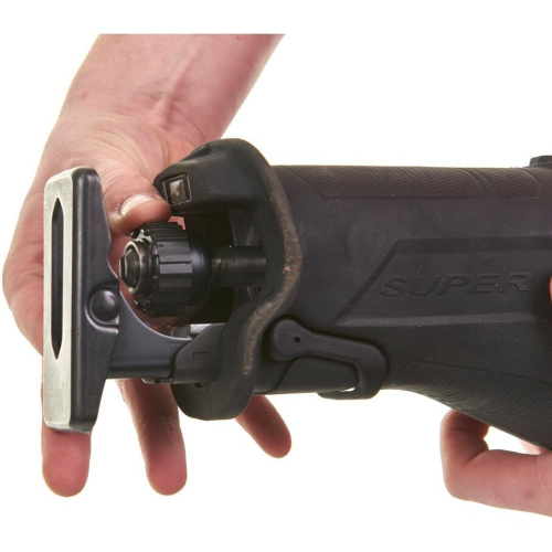 Пила сабельная Milwaukee M18 FSX-0C Fuel SawZAll (4933464724) без АКБ и ЗУ